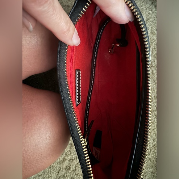 Minnie Bows Vinyl Dooney and Bourke Authentic Disney Parks CB Purse - Picture 5 of 6